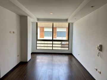 DEPARTAMENTO EN VENTA CON TERRAZA. CUENCA