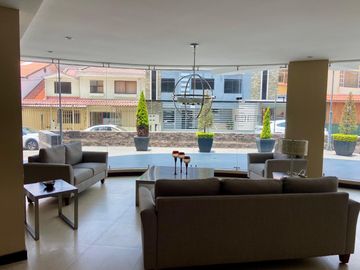 DEPARTAMENTO EN VENTA CON TERRAZA. CUENCA