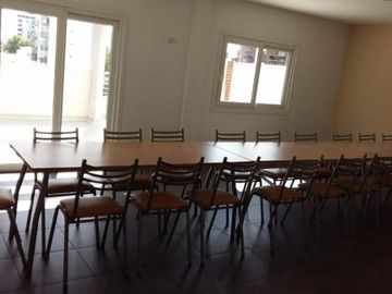 SEMIPISO DE 3 AMBIENTES EN VENTA - MORON CENTRO