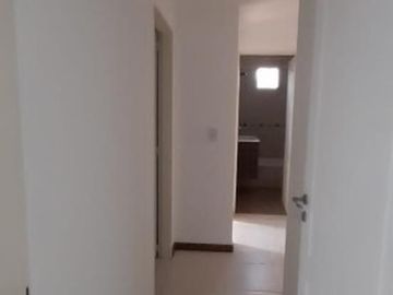 SEMIPISO DE 3 AMBIENTES EN VENTA - MORON CENTRO