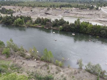 Sitio en Venta en Ubicado a 54 Km de Concepcion, a 6 km de Quillon y a 2,5 Km de Chillancito a través de camino asfaltado