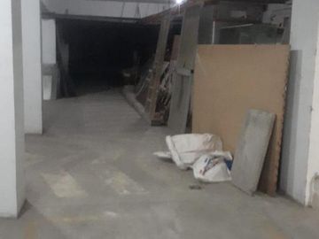 Estacionamientos en  Venta Cerca al Parque Carlos Martinez de Pinillos