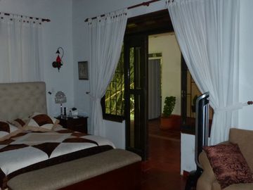 VENTA CASA CAMPESTRE VIA A BARCELONA - QUINDIO