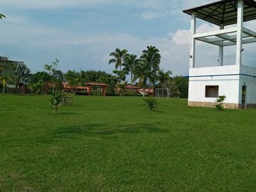 VENTA CASA CAMPESTRE VIA A BARCELONA - QUINDIO