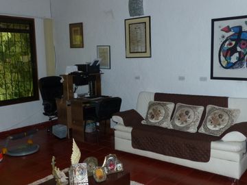 VENTA CASA CAMPESTRE VIA A BARCELONA - QUINDIO