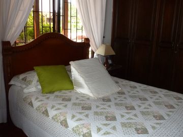 VENTA CASA CAMPESTRE VIA A BARCELONA - QUINDIO