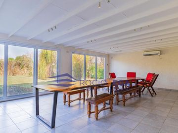 Casa en venta en El Nacional Country Club - General Rodriguez
