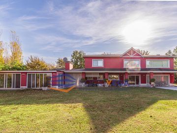 Casa en venta en El Nacional Country Club - General Rodriguez