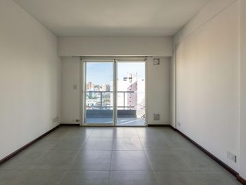 Departamento venta centro 1 dormitorio balcón al frente Oroño