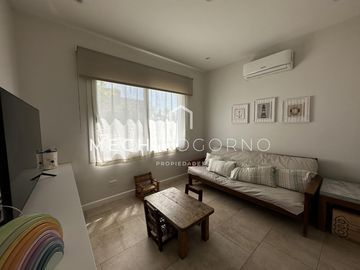 Casa de 4 dormitorios en alquiler de verano en San Rafael, Villa Nueva
