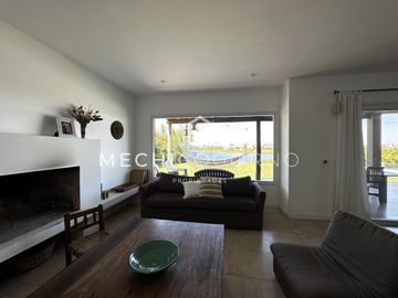 Casa de 4 dormitorios en alquiler de verano en San Rafael, Villa Nueva