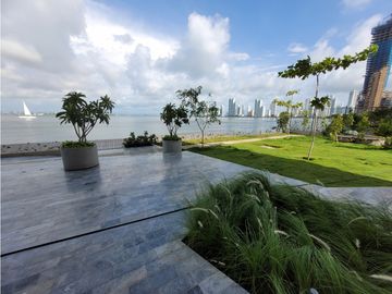 Apartamento bocagrande sobre la bahia