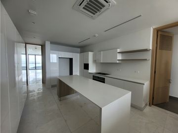 Apartamento bocagrande sobre la bahia