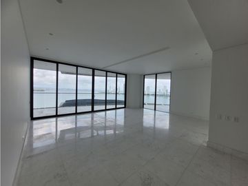 Apartamento bocagrande sobre la bahia