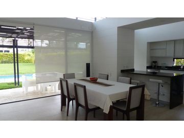 VENTA CASA CAMPESTRE VIA LA TEBAIDA AL VALLE DEL CAUCA