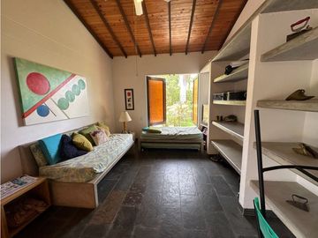 Finca en venta ubicada en Venecia colonial
