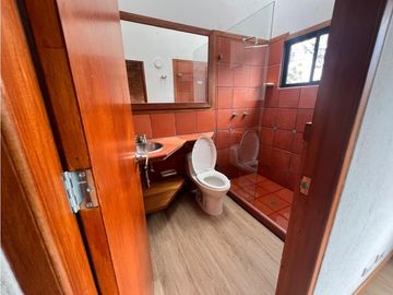 ALQUILER DE ESPECTACULAR CASA EN EL CORAZÓN DE LLANOGRANDE 12M o 10M