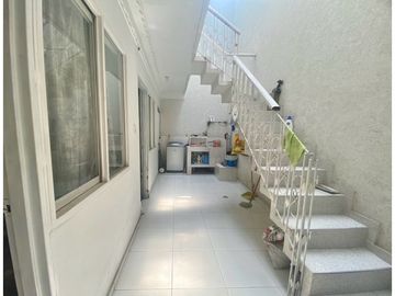 Casa bifamiliar de dos pisos más terraza en venta Barrio Nuevo Palmira