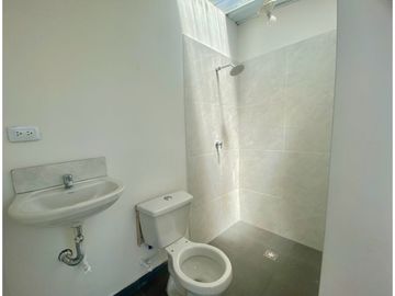 Casa bifamiliar de dos pisos más terraza en venta Barrio Nuevo Palmira
