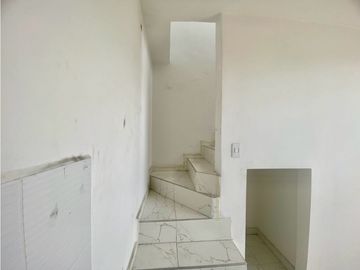 Casa bifamiliar de dos pisos más terraza en venta Barrio Nuevo Palmira