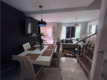 SE VENDE HERMOSA CASA EN EL CANEY SUR DE CALI