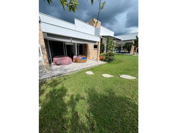 VENTA DE HERMOSA CASA CAMPESTRE
