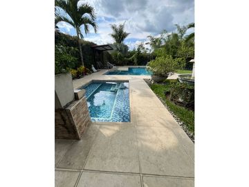 VENTA DE HERMOSA CASA CAMPESTRE