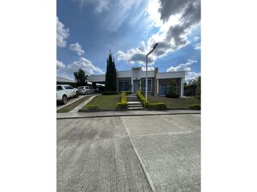VENTA DE HERMOSA CASA CAMPESTRE