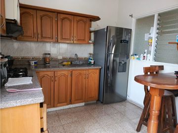 VENDO O CAMBIO CASA EN RIONEGRO SEGUNDO NIVEL