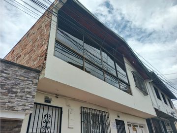 VENDO O CAMBIO CASA EN RIONEGRO SEGUNDO NIVEL
