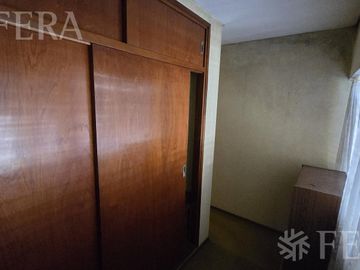 Venta de casa 4 ambientes con cochera y patio en Wilde