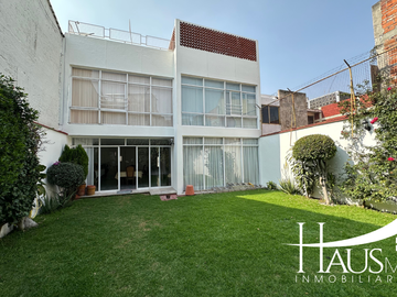 INCREÍBLE CASA EN VENTA CON AMPLIO JARDÍN, COL. CAMPESTRE CHURUBUSCO