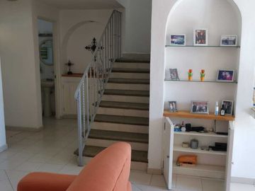 Excelente casa al SUR de Cuernavaca con ALBERCA compartida