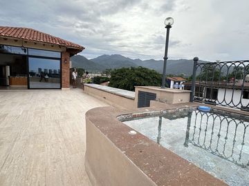 Condominio Las aralias PH 401
