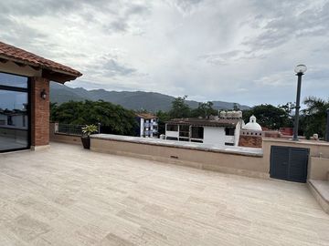 Condominio Las aralias PH 401