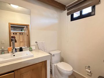 Condominio Las aralias PH 401