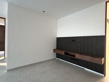 Venta de espectacular casa con vista a campo y lago, Yucatán Country Club