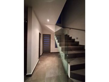 Casa en Venta Cumbres Elite Premier García equipada