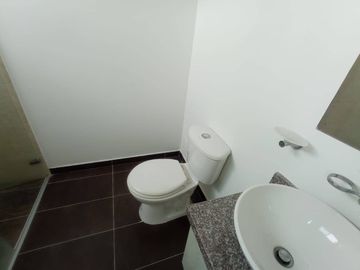 CASA EN VENTA BARRIO EL AMPARO|1756