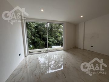 Casa en Venta  Lomas del Tejar con Recámara en Planta Baja