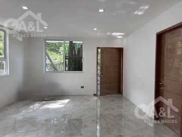 Casa en Venta  Lomas del Tejar con Recámara en Planta Baja