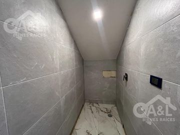 Casa en Venta  Lomas del Tejar con Recámara en Planta Baja
