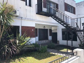 Casa PH en venta en Villa Bosch