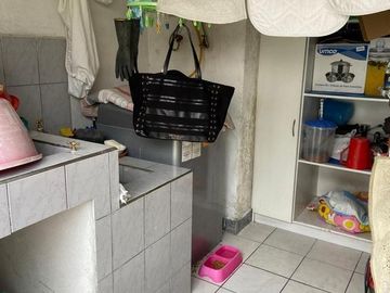 HERMOSA CASA EN VENTA, SECTOR EL CONSTITUCIONAL