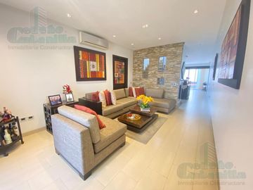 VENTA DE DOS CASA CIUDAD CELESTE - ETAPA MARINA