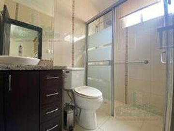 VENTA DE DOS CASA CIUDAD CELESTE - ETAPA MARINA