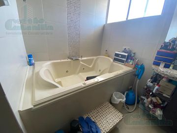 VENTA DE DOS CASA CIUDAD CELESTE - ETAPA MARINA