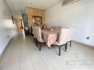 VENTA DE DOS CASA CIUDAD CELESTE - ETAPA MARINA