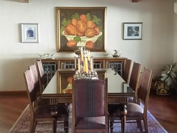 Venta Espectacular Casa de 4 dormitorios en La Viña. Tumbaco