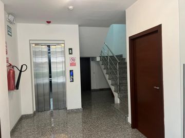 VENTA DPTOS.  ACABADOS MODERNOS, CONDOMINIO CON ASCENSOR,  SEGURIDAD 24/7  CIUDADELA LAS GARZAS  (CMC)